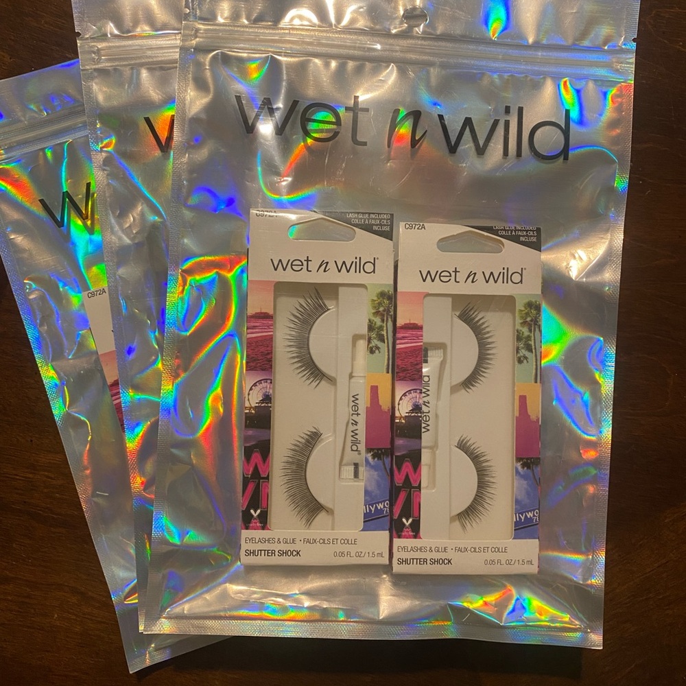 Bundle of 3 Wet n Wild Shutter Shock Eyelashes